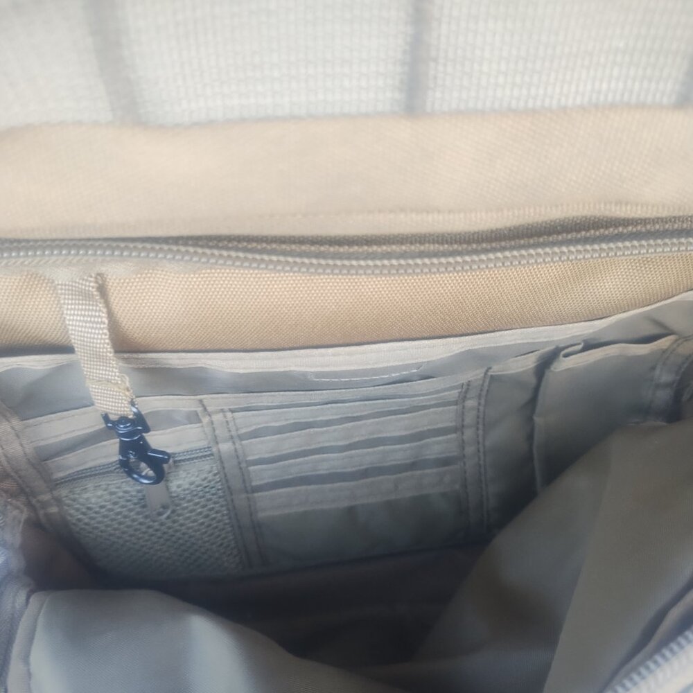 T.O.M. HORIZONS COOLER & MULTI PURPOSE BACK PACK BAG - Picture 6 of 12